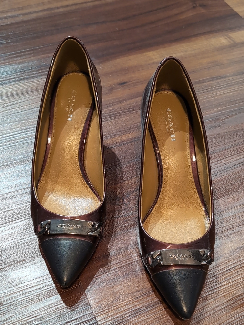 Coach Pointed-Toe Two-Tone Heels in Brown and Metallic Wine Red 6.5